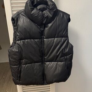 Old Navy Charcoal Puffer Vest